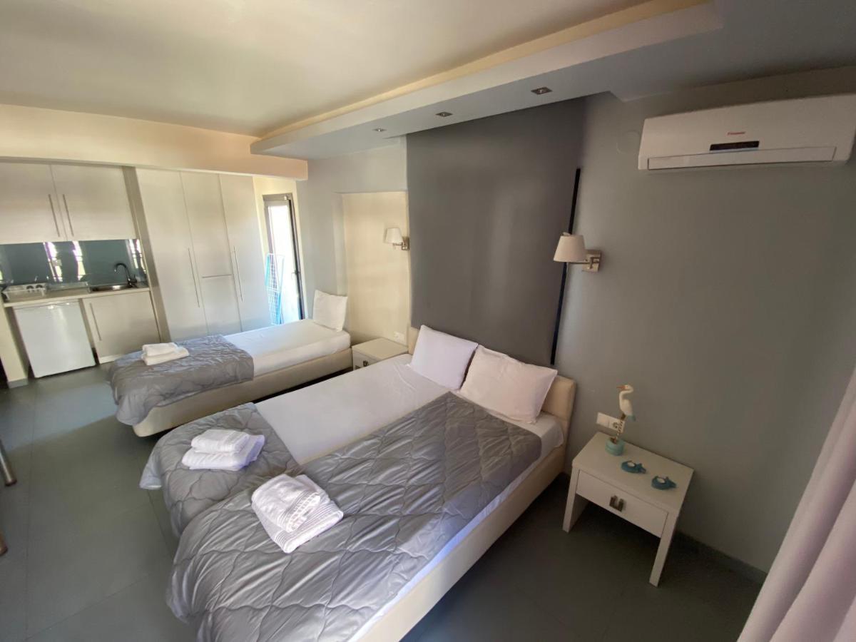Blue Sea Boutique Apartments Olympiakí Aktí エクステリア 写真