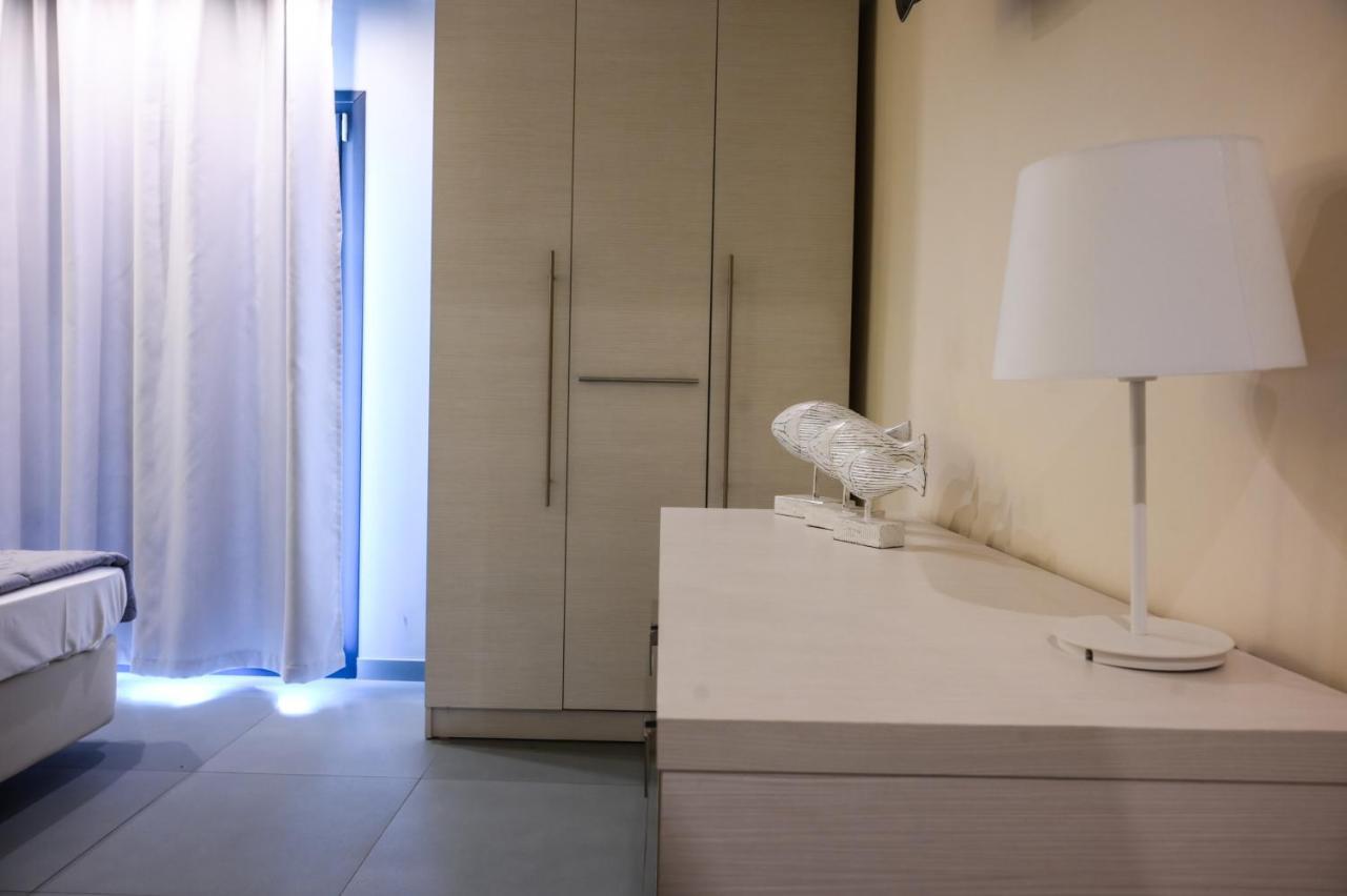 Blue Sea Boutique Apartments Olympiakí Aktí エクステリア 写真